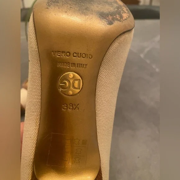 Dolce & Gabbana Logo Heels | Canvas & Leather Pointed Toe Pumps | Size 38.5 - Picture 4 of 15